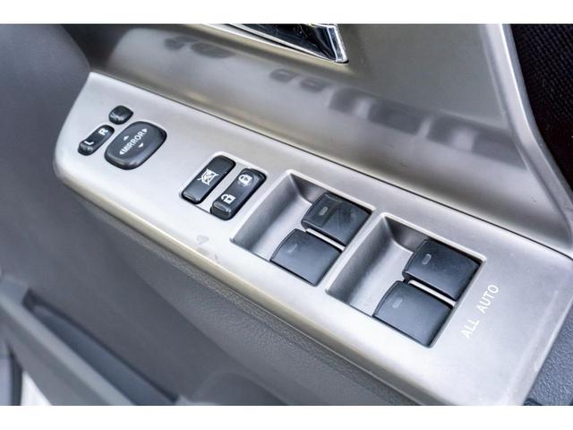 ヴォクシー ＺＳ　煌　ＨＤＤナビ　バックカメラ　パドルシフト　ＥＴＣ　両側パワースライドドア　プッシュスタート　スマートキー　１６インチアルミホイール　８人乗り（57枚目）