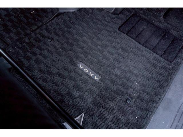 ヴォクシー ＺＳ　煌　ＨＤＤナビ　バックカメラ　パドルシフト　ＥＴＣ　両側パワースライドドア　プッシュスタート　スマートキー　１６インチアルミホイール　８人乗り（67枚目）