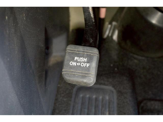 ヴォクシー ＺＳ　煌　ＨＤＤナビ　バックカメラ　パドルシフト　ＥＴＣ　両側パワースライドドア　プッシュスタート　スマートキー　１６インチアルミホイール　８人乗り（71枚目）