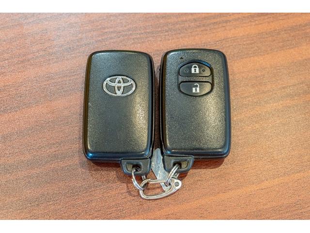 ラクティス G スマートストップセレクション 衝突安全ボディ スマートキー プッシュスタート ETC ドライブレコーダー ステアリングリモコン オートエアコン アイドリングストップ 盗難防止システム ABS ESC パワステ パワーウィンドウ(80枚目)