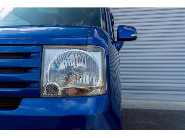 ムーヴコンテ Ｌ　リミテッド　純正オーディオ　パワーシート　シートリフター　オートエアコン　ヘッドライトレベライザー　アームレスト　パワーステアリング　パワーウインド　ＡＢＳ　電動格納ミラー　衝突安全ボディ　キーレスキー（15枚目）