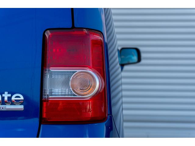 ムーヴコンテ Ｌ　リミテッド　純正オーディオ　パワーシート　シートリフター　オートエアコン　ヘッドライトレベライザー　アームレスト　パワーステアリング　パワーウインド　ＡＢＳ　電動格納ミラー　衝突安全ボディ　キーレスキー（17枚目）