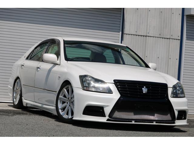 ロイヤルサルーン スピンドルエアロ RS-R車高調 社外アルミホイール HIDヘッドライト ETC レザー調シートカバー CD スマートキー パワーシート エアバック ABS 電動格納ミラー(10枚目)