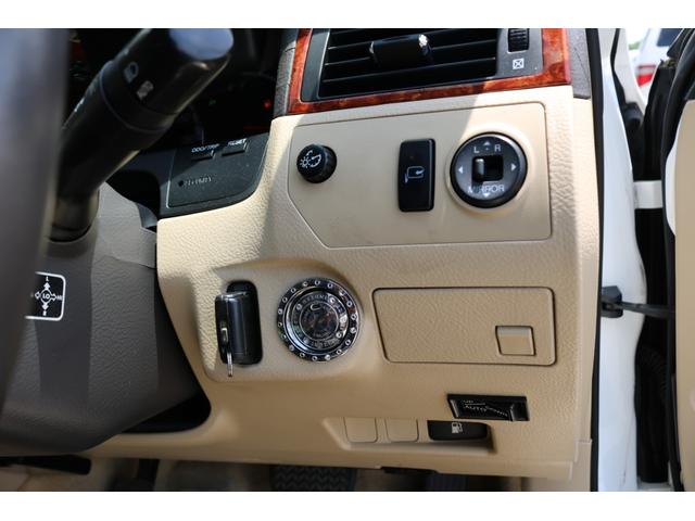 ロイヤルサルーン スピンドルエアロ RS-R車高調 社外アルミホイール HIDヘッドライト ETC レザー調シートカバー CD スマートキー パワーシート エアバック ABS 電動格納ミラー(34枚目)