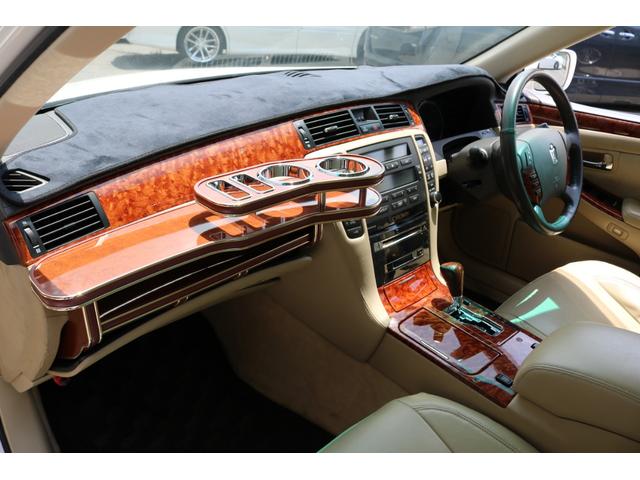 ロイヤルサルーン スピンドルエアロ RS-R車高調 社外アルミホイール HIDヘッドライト ETC レザー調シートカバー CD スマートキー パワーシート エアバック ABS 電動格納ミラー(37枚目)