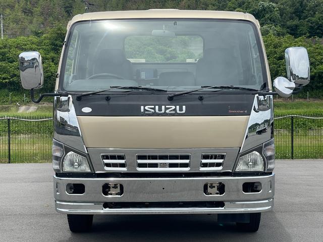 エルフトラック 　積載車　ローダー　極東開発フラトップ（フルフラット）　超ロング＆ワイド　ラジコン（無線リモコン）付　６速ＭＴ　ターボ　ウィンチ　ＥＴＣ　メッキバンパー　エアコン　パワステ　パワーウィンドウ（8枚目）