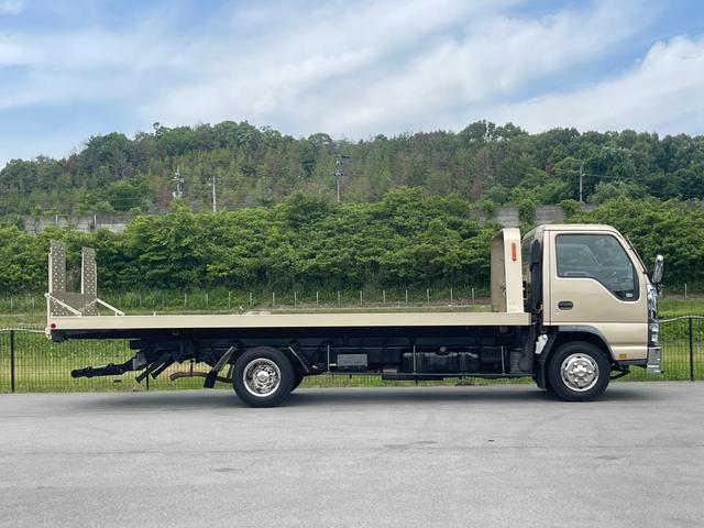 エルフトラック 　積載車　ローダー　極東開発フラトップ（フルフラット）　超ロング＆ワイド　ラジコン（無線リモコン）付　６速ＭＴ　ターボ　ウィンチ　ＥＴＣ　メッキバンパー　エアコン　パワステ　パワーウィンドウ（16枚目）