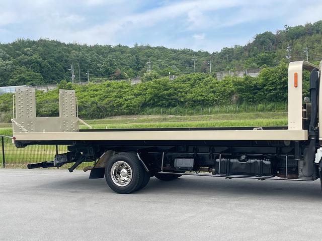 エルフトラック 　積載車　ローダー　極東開発フラトップ（フルフラット）　超ロング＆ワイド　ラジコン（無線リモコン）付　６速ＭＴ　ターボ　ウィンチ　ＥＴＣ　メッキバンパー　エアコン　パワステ　パワーウィンドウ（22枚目）