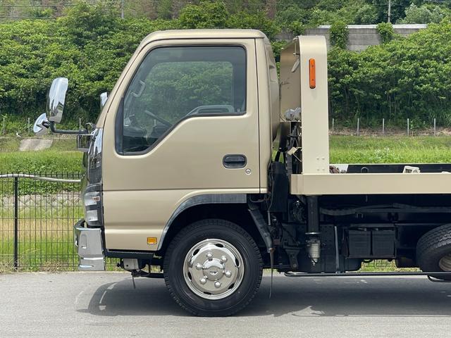 エルフトラック 　積載車　ローダー　極東開発フラトップ（フルフラット）　超ロング＆ワイド　ラジコン（無線リモコン）付　６速ＭＴ　ターボ　ウィンチ　ＥＴＣ　メッキバンパー　エアコン　パワステ　パワーウィンドウ（25枚目）