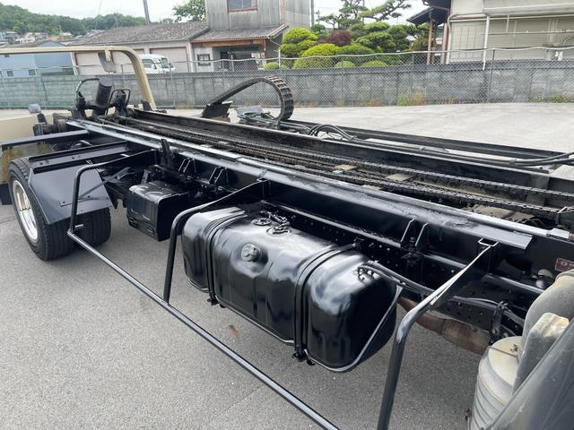 エルフトラック 　積載車　ローダー　極東開発フラトップ（フルフラット）　超ロング＆ワイド　ラジコン（無線リモコン）付　６速ＭＴ　ターボ　ウィンチ　ＥＴＣ　メッキバンパー　エアコン　パワステ　パワーウィンドウ（52枚目）