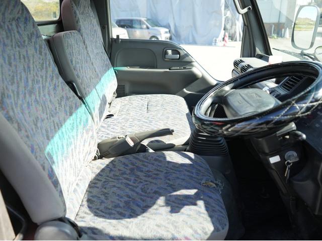 エルフトラック 　ＵＮＩＣ　ユニッククレーン　３段クレーン　ＵＲ－Ｖ２６３Ｋ　車検付き　フックイン　　５速ＭＴ　ＥＴＣ　集中ドアロック　パワステ　エアコン　パワーウィンドウ　３人乗り　ディーゼル（56枚目）