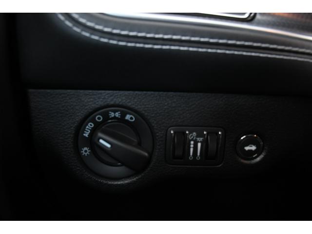 ダッジ・チャレンジャー ＳＲＴ　ヘルキャット　レッドアイワイドボディ　ＭＢＲＰマフラー（23枚目）