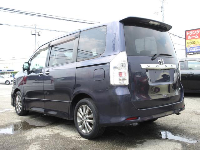 ヴォクシー ＺＳ　煌　車検２年付　ナビＴＶ　スマキー　Ｒモニ　Ｂカメ　ＥＴＣ（9枚目）
