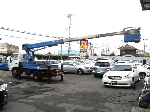 エルフトラック 　３．０ディーゼルターボ　高床　高所作業車　車検１年付　高所作業車　ＥＴＣ　キーレス（13枚目）