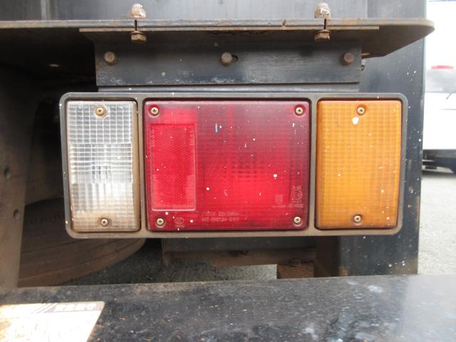 エルフトラック 　３．０ディーゼルターボ　高床　高所作業車　車検１年付　高所作業車　ＥＴＣ　キーレス（44枚目）