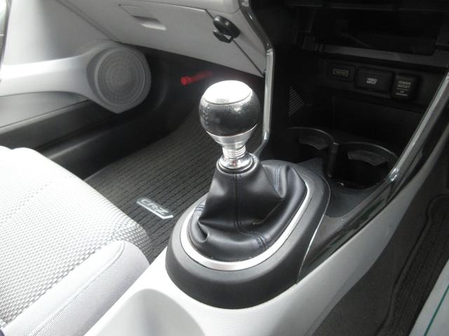 ＣＲ－Ｚ α　車検２年付　６ＭＴ　ナビＢカメＴＶ　ＥＴＣ　スマキー　車高調　外マフラーＡＷ（11枚目）