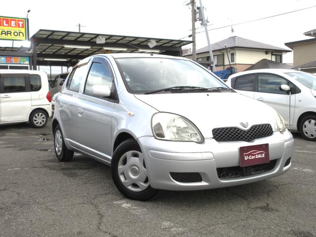 ヴィッツ Ｆ　Ｄパッケージ　車検２年付　５ＭＴ　キーレス（6枚目）