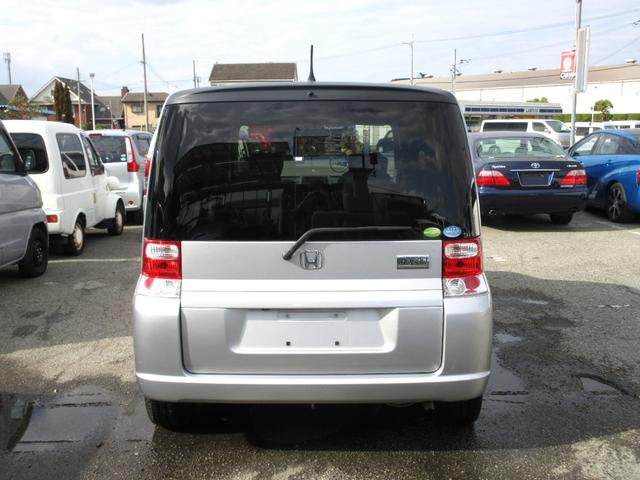 モビリオ Ａ　ＨＤＤナビファインエディション　車検２年付　ナビ　Ｂカメ　ＥＴＣ　キーレス（3枚目）