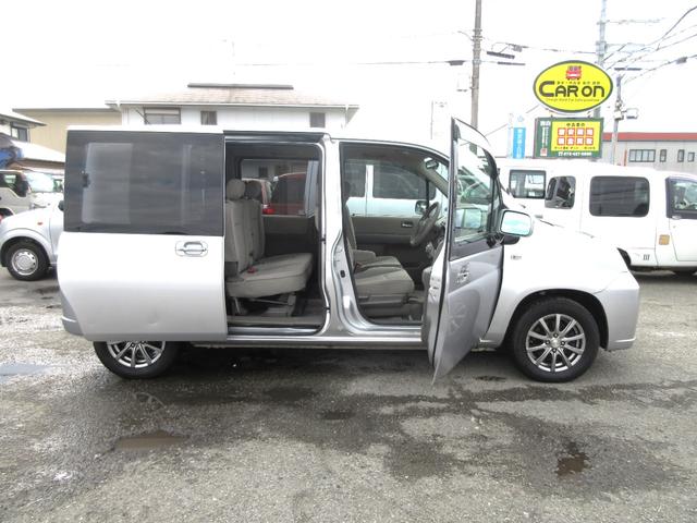 モビリオ Ａ　ＨＤＤナビファインエディション　車検２年付　ナビ　Ｂカメ　ＥＴＣ　キーレス（4枚目）