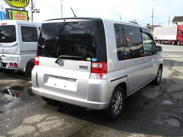 モビリオ Ａ　ＨＤＤナビファインエディション　車検２年付　ナビ　Ｂカメ　ＥＴＣ　キーレス（8枚目）