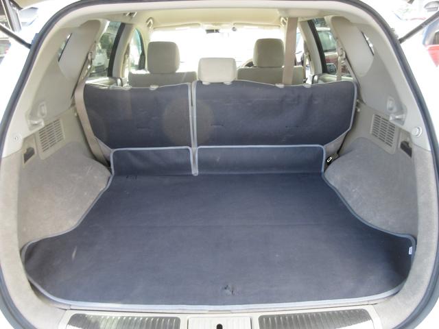 今までの経験を生かし、経費を削減してより良いお車をお安くお求めいただけるよう日々取り組んでおります☆