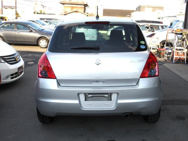 スイフト １．３ＸＧ　Ｌパッケージ　車検２年付　５ＭＴ　ナビＴＶ　スマキー　ＥＴＣ（3枚目）