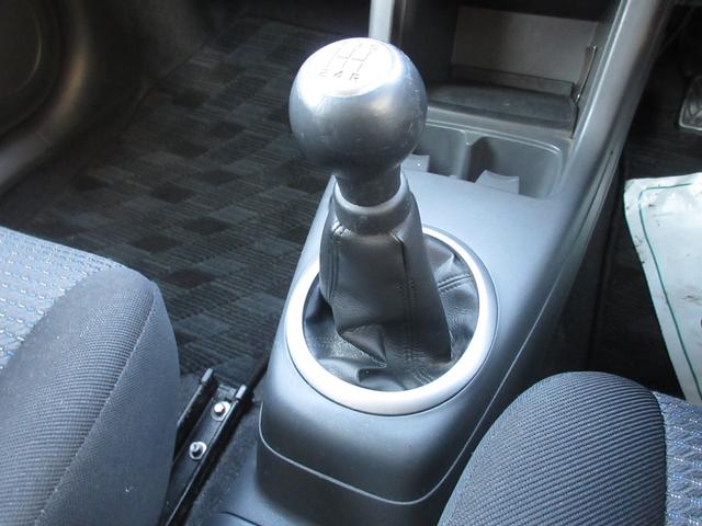 スイフト １．３ＸＧ　Ｌパッケージ　車検２年付　５ＭＴ　ナビＴＶ　スマキー　ＥＴＣ（11枚目）