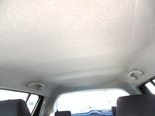 スイフト １．３ＸＧ　Ｌパッケージ　車検２年付　５ＭＴ　ナビＴＶ　スマキー　ＥＴＣ（12枚目）