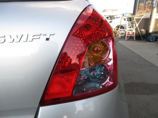スイフト １．３ＸＧ　Ｌパッケージ　車検２年付　５ＭＴ　ナビＴＶ　スマキー　ＥＴＣ（37枚目）