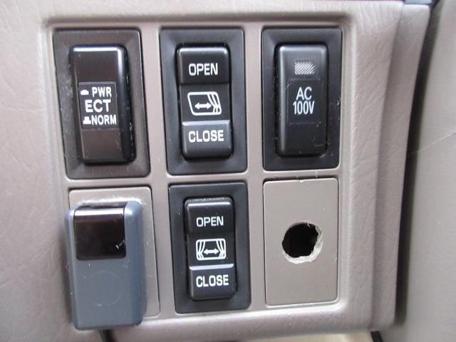 グランドハイエース リミテッド　エクセレントエディション　車検２年付　ナビＴＶ　キーレス　Ｂカメ　Ｓルーフ　ＥＴＣ（33枚目）