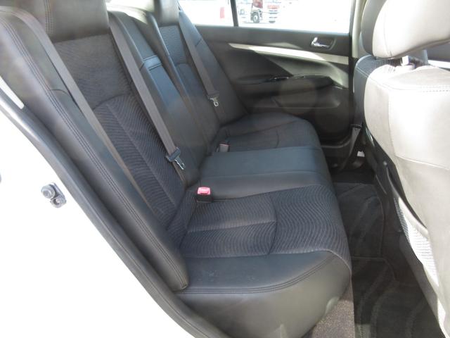 スカイライン 250GT タイプV 車検2年付 ナビ BSカメ ETC スマキー(14枚目)