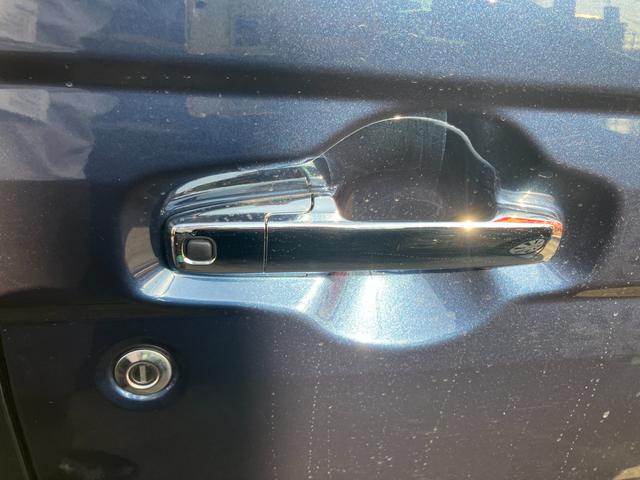 スペーシアカスタム カスタム　ＨＹＢＲＩＤ　ＸＳ全方位カメラ付きナビゲーション　デュアルセンサーブレーキサポート２、後退時ブレーキサポート、オートエアコン、キーレスプッシュエンジンスタート、両側電動格納ミラー、ＨＹＢＲＩＤ、オートライト、運転席シートヒーター（59枚目）