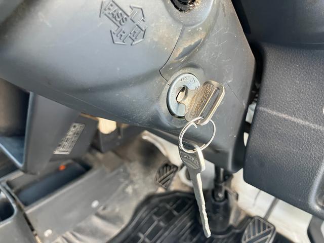 キャリイトラック KC エアコン・パワステマニュアルミッション(18枚目)