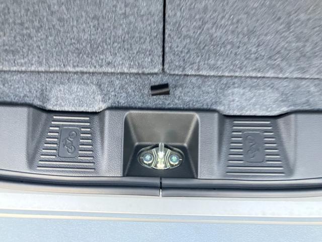 スペーシアカスタム カスタム　ＨＹＢＲＩＤ　ＸＳターボ　後席両側パワースライド　デュアルセンサーブレーキＩＩ｜後退時ブレーキサポート｜後席両側ワンアクションパワースライド｜ＬＥＤヘッドランプ｜アダプティブクルーズコントロール｜電動パーキングブレーキ｜シートヒーター｜（61枚目）