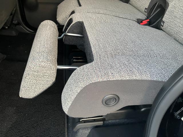 スペーシア HYBRID X前後衝突被害軽減ブレーキ デュアルセンサーブレーキサポート、後退時ブレーキサポート、オートエアコン、キーレスプッシュエンジンスタート、両側電動格納ミラー、HYBRID、オートライト、運転席シートヒーター、(42枚目)