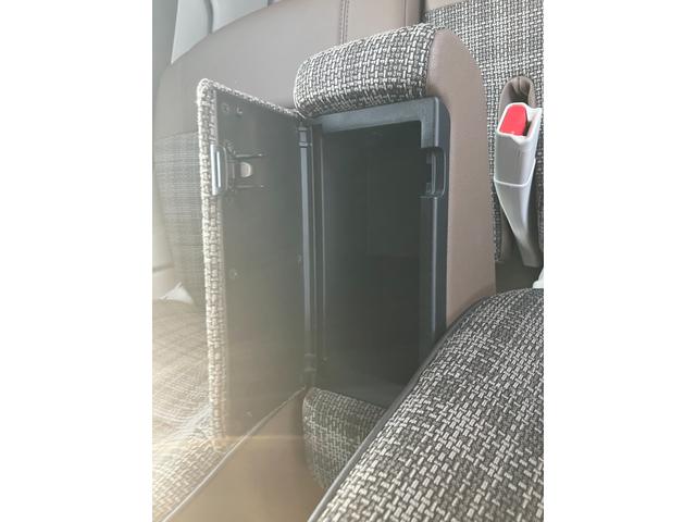 アルトラパンＬＣ ＬＣ　Ｘ　５型前後衝突被害軽減ブレーキ　デュアルカメラブレーキサポート、後退時ブレーキサポート、オートエアコン、キーレスプッシュエンジンスタート、両側電動格納ミラー、オートライト、運転席シートヒーター、（25枚目）