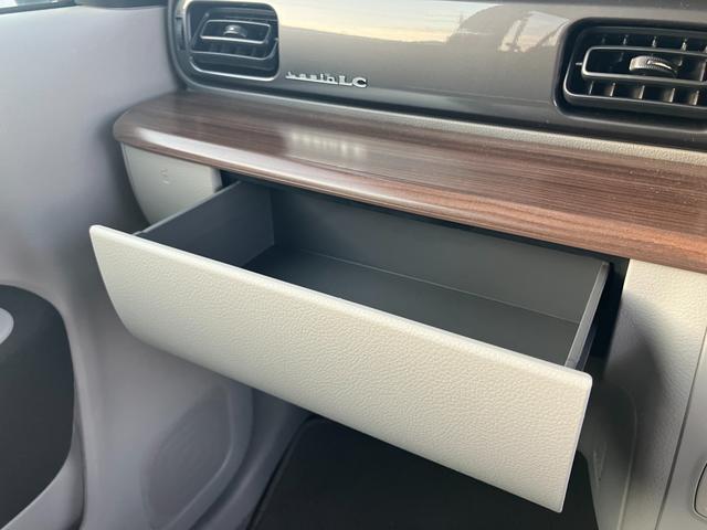 アルトラパンＬＣ ＬＣ　Ｘ　５型前後衝突被害軽減ブレーキ　デュアルカメラブレーキサポート、後退時ブレーキサポート、オートエアコン、キーレスプッシュエンジンスタート、両側電動格納ミラー、オートライト、運転席シートヒーター、（32枚目）