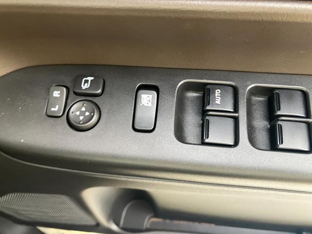 スペーシア ＨＹＢＲＩＤ　Ｇ　全方位モニター付ナビ　ＬＥＤランプ　デュアルセンサーブレーキＩＩ｜後席両側スライドドア｜ＬＥＤヘッドランプ｜全方位モニター付メモリーナビゲーション｜キーレスプッシュスタートシステム｜（18枚目）