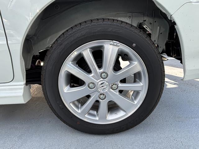 エブリイワゴン ＰＺターボ　標準ルーフ　６型　バックカメラ付オーディオ　デュアルカメラブレーキ｜後席左側ワンアクションパワースライド｜１４インチアルミホイール｜本革巻きステアリングホイール｜リモート格納式ドアミラー｜運転席シートヒーター｜（21枚目）