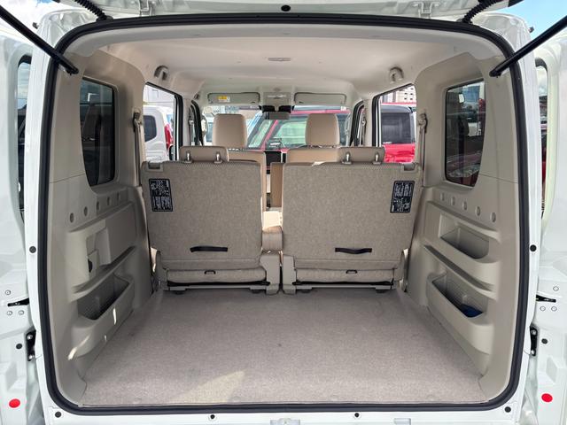 エブリイワゴン ＰＺターボ　標準ルーフ　６型　バックカメラ付オーディオ　デュアルカメラブレーキ｜後席左側ワンアクションパワースライド｜１４インチアルミホイール｜本革巻きステアリングホイール｜リモート格納式ドアミラー｜運転席シートヒーター｜（61枚目）