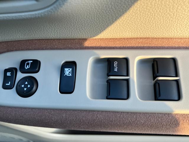 アルトラパン Ｘ　４型　衝突被害軽減ブレーキ　ＬＥＤヘッドランプ　デュアルカメラブレーキ｜後退時ブレーキサポート｜ＬＥＤヘッドランプ｜オートライトシステム｜フルオートエアコン｜バックカメラ付きナビゲーション｜シートヒーター｜ＵＳＢ電源ソケット｜（41枚目）