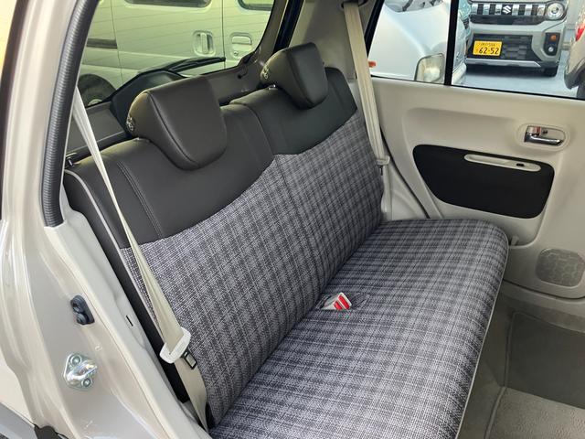 アルトラパンＬＣ ＬＣ　ＨＹＢＲＩＤ　Ｘ　６型　衝突被害軽減ブレーキ　ＬＥＤ　デュアルセンサーブレーキＩＩ｜ＨＹＢＲＩＤ｜ＬＣ専用フロントグリル｜アルミホイール｜本革巻きステアリングホイール｜３６０°プレミアムＵＶ＆ＩＲカットガラス｜照明付バニティミラー｜ナノイーＸ搭載｜（14枚目）