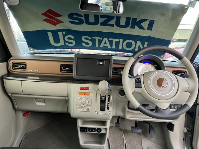 アルトラパンＬＣ ＬＣ　ＨＹＢＲＩＤ　Ｘ　６型　衝突被害軽減ブレーキ　ＬＥＤ　デュアルセンサーブレーキＩＩ｜ＨＹＢＲＩＤ｜ＬＣ専用フロントグリル｜アルミホイール｜本革巻きステアリングホイール｜３６０°プレミアムＵＶ＆ＩＲカットガラス｜照明付バニティミラー｜ナノイーＸ搭載｜（15枚目）