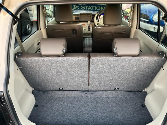 アルトラパンＬＣ ＬＣ　ＨＹＢＲＩＤ　Ｘ　６型　衝突被害軽減ブレーキ　ＬＥＤ　デュアルセンサーブレーキＩＩ｜ＨＹＢＲＩＤ｜ＬＣ専用フロントグリル｜アルミホイール｜本革巻きステアリングホイール｜３６０°プレミアムＵＶ＆ＩＲカットガラス｜照明付バニティミラー｜ナノイーＸ搭載｜（56枚目）