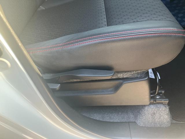 スペーシア カスタム　ＨＹＢＲＩＤ　ＸＳターボ２型　全方位モニター付ナビ　デュアルカメラブレーキ｜ＬＥＤヘッドランプ｜後席両側ワンアクションパワースライド｜１５インチアルミホイール｜本革巻きステアリングホイール｜パドルシフト｜スリムサーキュレーター｜パーソナルテーブル｜（52枚目）