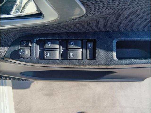 ムーヴ カスタム X SAII 安全装置付 ナビゲーション付 テレビ付 バックモニター付 純正ドライブレコーダー付 スマートキー付 アイドルストップ付 オートエアコン付 サイドバイザー付 フロアマット付 パワステ付(35枚目)