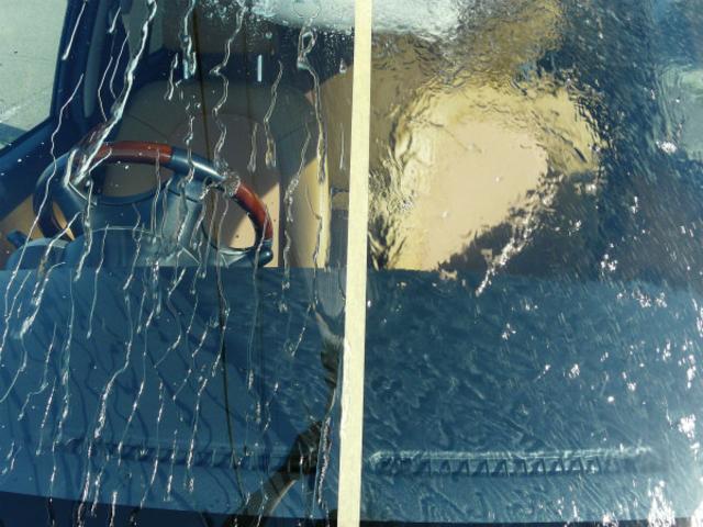 �����񂢂������ƃt�����g�K���X�̃K���X�R�[�g�ƃt�����g���C�p�[�S�����������Ă��������܂��B�i�o�^�E�����s�v�Ŏԗ����̂܂܂ň����n���̏ꍇ�͍�Ƃł��܂���j