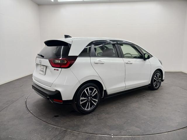 フィット ＲＳ　ワンオーナー　純正ナビ　カメラ　ＥＴＣ　Ｄレコ（6枚目）