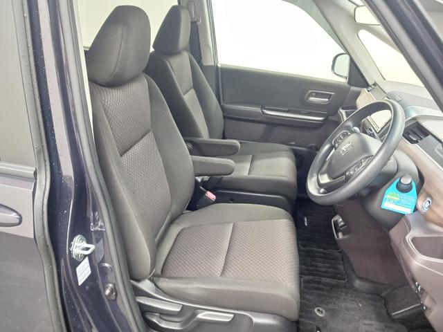 フリード Ｇ　ワンオーナー　純正ナビ　カメラ　ＥＴＣ　Ｄレコ（20枚目）