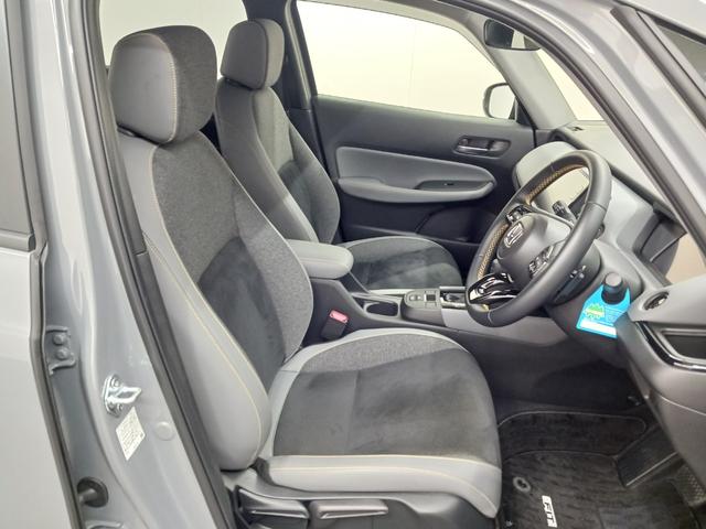 フィット ｅ：ＨＥＶＲＳ　ワンオーナー　純正ナビ　カメラ　ＥＴＣ　Ｄレコ（19枚目）